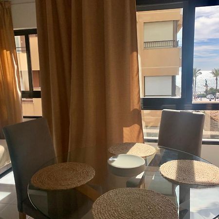 Schoene Wohnung In Zentrum Von Torrevieja Dış mekan fotoğraf