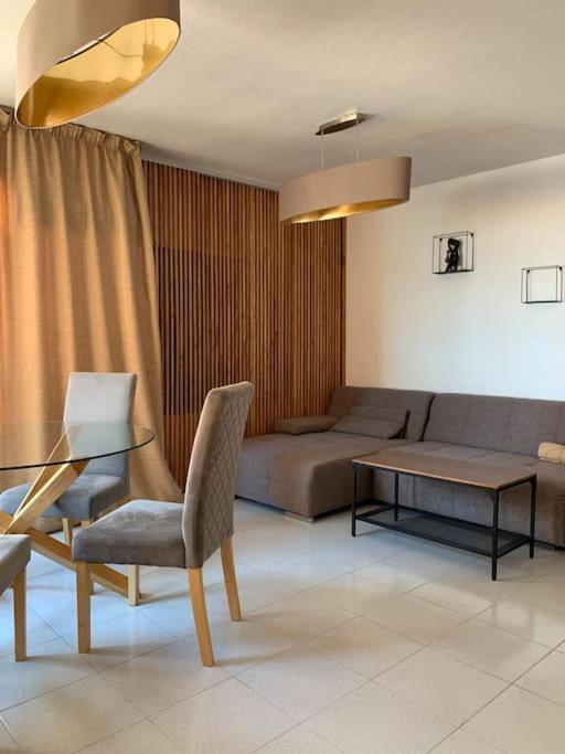 Schoene Wohnung In Zentrum Von Torrevieja Dış mekan fotoğraf